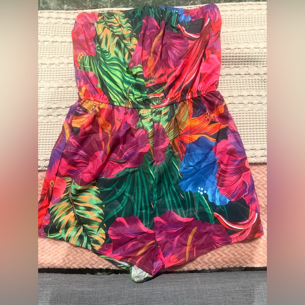 ☀️Strapless Tropical Romper Size Medium Bright Floral Summer Vacation
